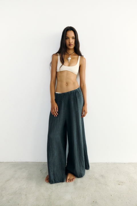 Maria in Dark Gray