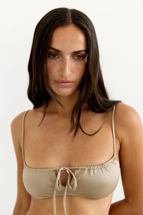 Knot Bandeau in Golden Sand