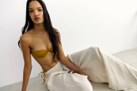 Maria in Linen