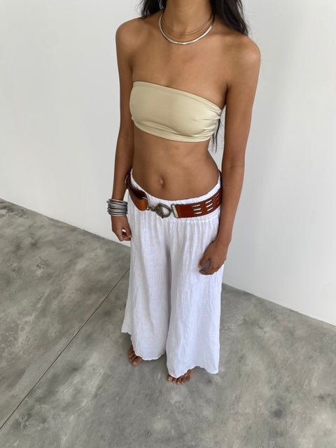 Maria in White