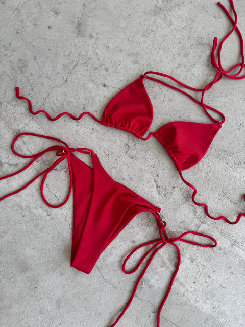Laia in Strawberry