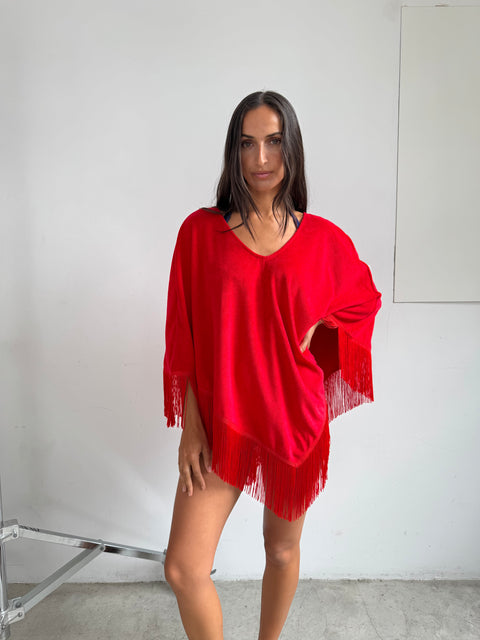 Poncho in Poppy Red