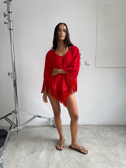 Poncho in Poppy Red